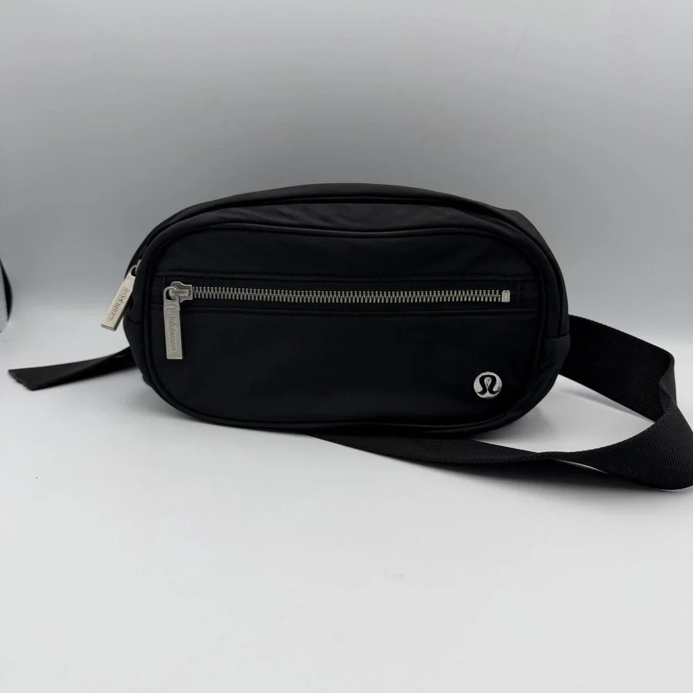 lululemon athletica bags lululemon wunderlust belt bag lululemon athletica | Bags | Lululemon Athletica Wunderlust Belt Bag In  Black